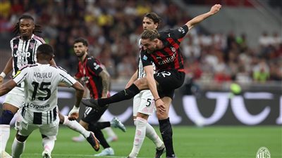 ميلان يسقط أمام ساسولو بثنائية في الدوري الإيطالي 