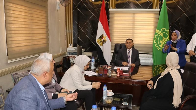 محافظ القليوبية خلال