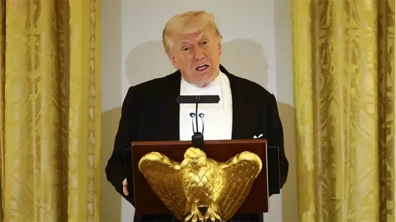 الرئيس الأمريكي ترامب،
