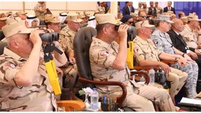 وزير الدفاع يشهد تنفيذ المرحلة الرئيسية للمشروع التكتيكي 