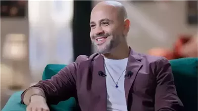كوكتيل نجوم، عزيز الشافعي يتعاون مع أنغام والهضبة وحماقي