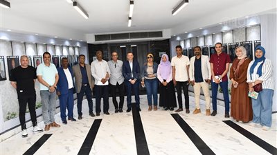 محافظ أسوان: جهود مكثفة لإحكام السيطرة على تداول المواد البترولية وإزالة الإشغالات (صور)