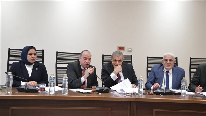 اجتماع لجنة القوى