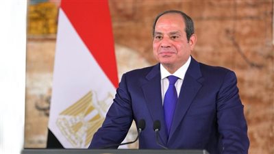 السيسي يشاهد فيلما تسجيليا عن مصنع الشركة الوطنية المصرية لصناعات السكك الحديدية 