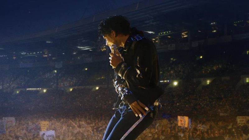 Michael، فيتو