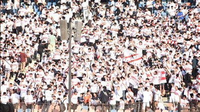 لاعبو الزمالك يعتذرون للجماهير بعد الخسارة بثلاثية أمام الأهلى (فيديو)