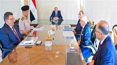 الرئاسة في أسبوع.. السيسي يشدد على رفض مصر القاطع لأي اعتداءات على الدول العربية.. يوجه بتعديل مسار طريق العين السخنة - الزعفرانة.. صرف 1500 جنيه للعمالة غير المنتظمة.. وإنجاز مشروع مترو الأنفاق