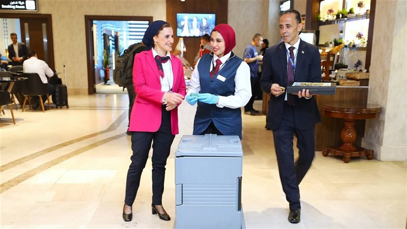 مطار القاهرة 