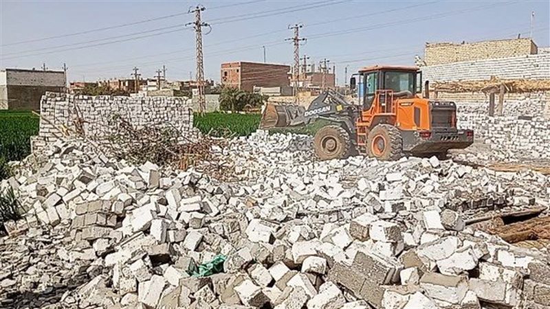 ازالة التعديات بالبحيرة