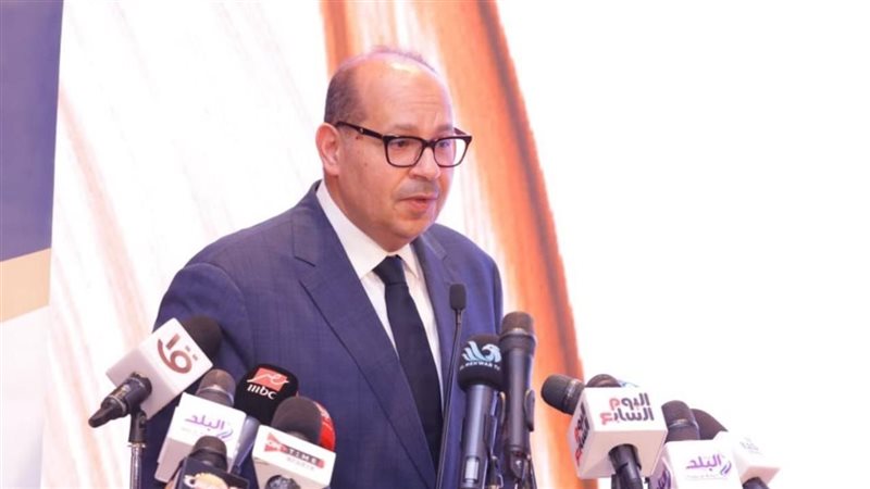 ياسر إدريس، فيتو