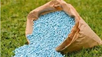 وزارة الاستثمار تفرض رسوما ضريبية 90 دولارا على صادرات الأسمدة الأزوتية