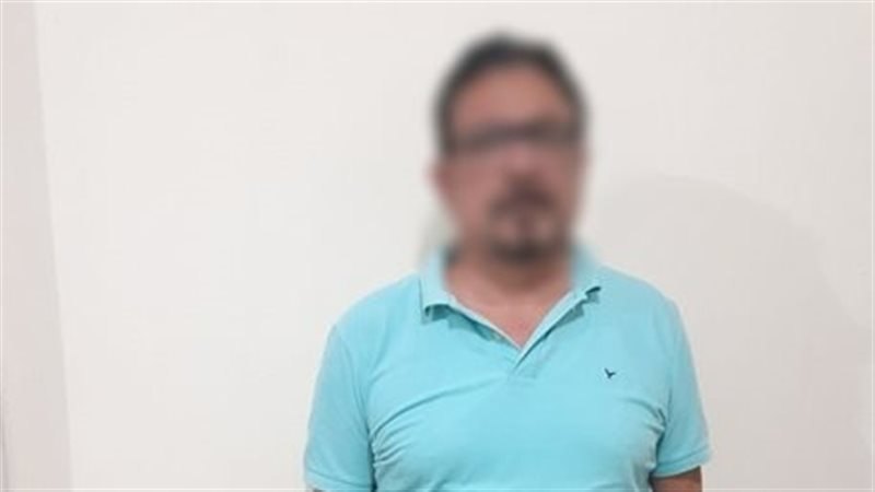  مدير مدرسة في بشتيل،