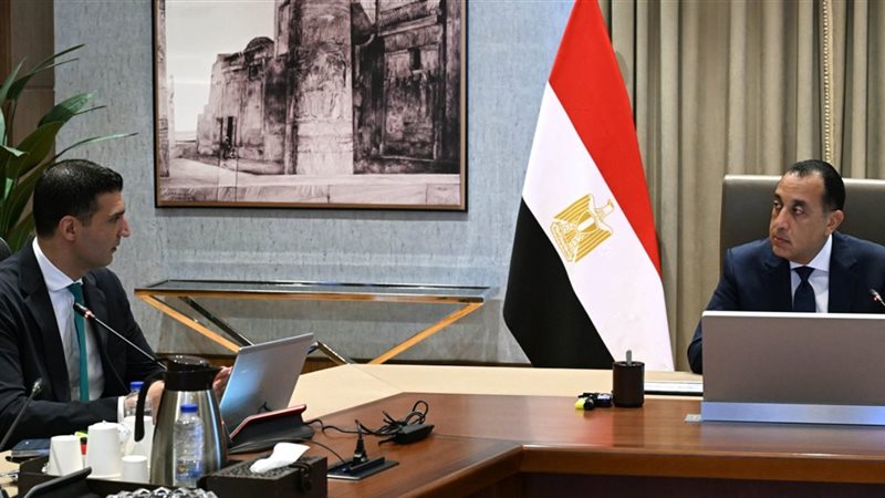 رئيس الوزراء ووزير