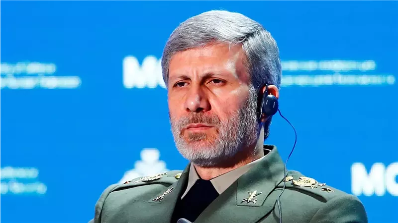 قائد الجيش الإيراني،