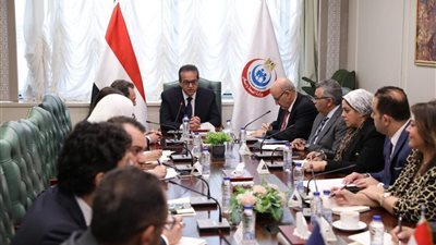  السفير الفرنسي لوزير الصحة: نقدر الجهود المصرية في دعم وعلاج المصابين الفلسطينيين