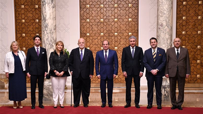 السيسي يستقبل وفد