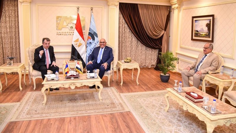 رئيس العربية للتصنيع