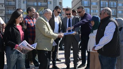 محافظ بورسعيد يوجه بالانتهاء من تطوير ساحة النصر والكورنيش قبل عيد الأضحى (صور)