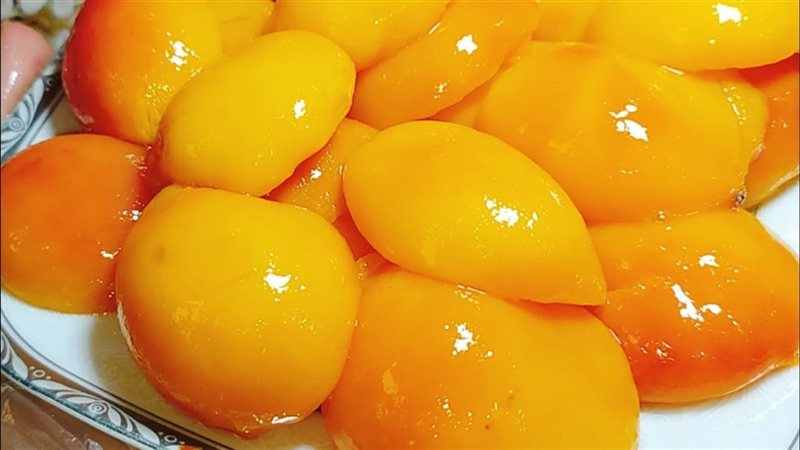 كمبوت الخوخ، فيتو