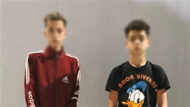 ضبط طالبين لاتهامهما