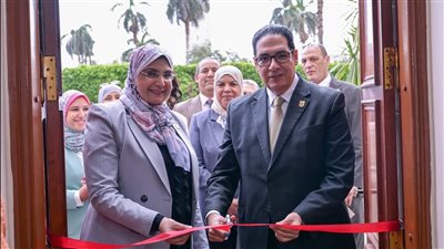 رئيس جامعة القاهرة يفتتح أعمال تطوير مدرج «والي» بكلية العلوم 