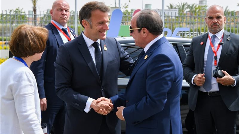 الرئيس السيسي وماكرون