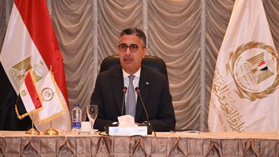 وزير التموين يتابع موسم توريد القمح والاستعداد لعيد الأضحى 
