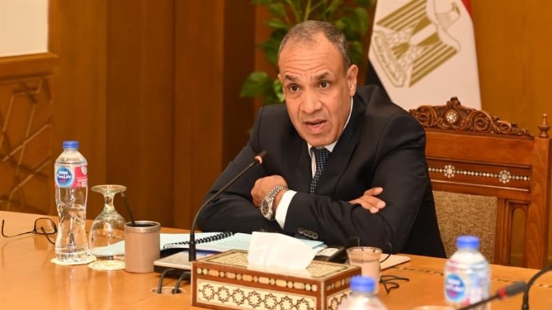 وزير الخارجية بدر
