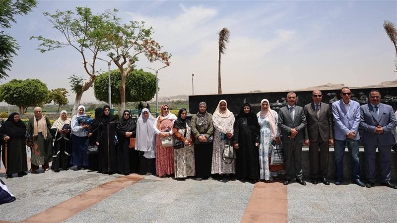 حجاج الجمعيات الأهلية