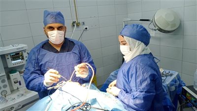 جراحة دقيقة بمستشفى ميت غمر المركزي لإنقاذ مريض من كسر منخسف ونزيف بالمخ