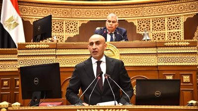  وزير التعليم أمام 