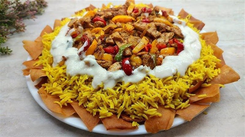 فتة الشاورما بالفراخ