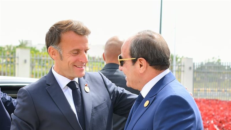 الرئيس السيسي وماكرون
