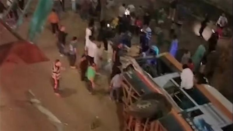  انقلاب أتوبيس، فيتو