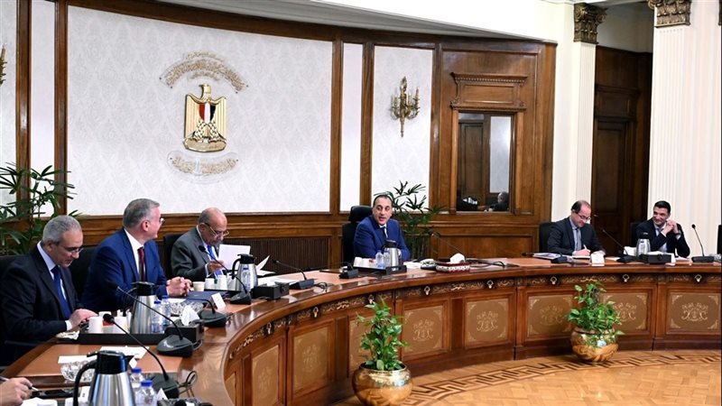 اجتماع برئاسة الدكتور