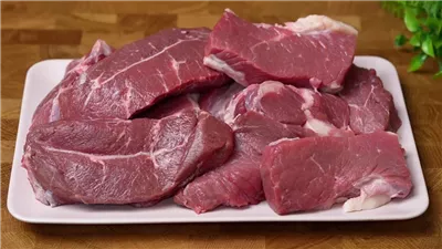  تفسير حلم توزيع اللحمة في المنام وعلاقته بالعمر الطويل والرزق الوفير 