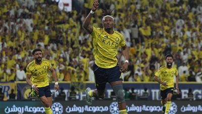 الدوري السعودي، النصر يتقدم على الهلال بهدف في الشوط الأول
