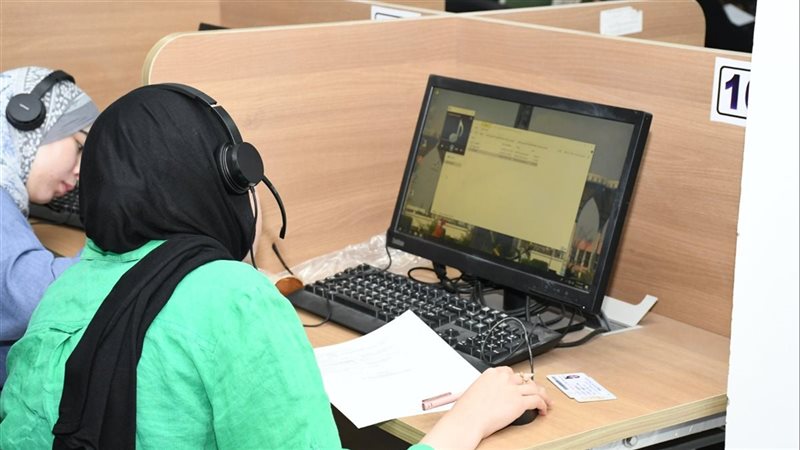 عقد الاختبارات بجامعة