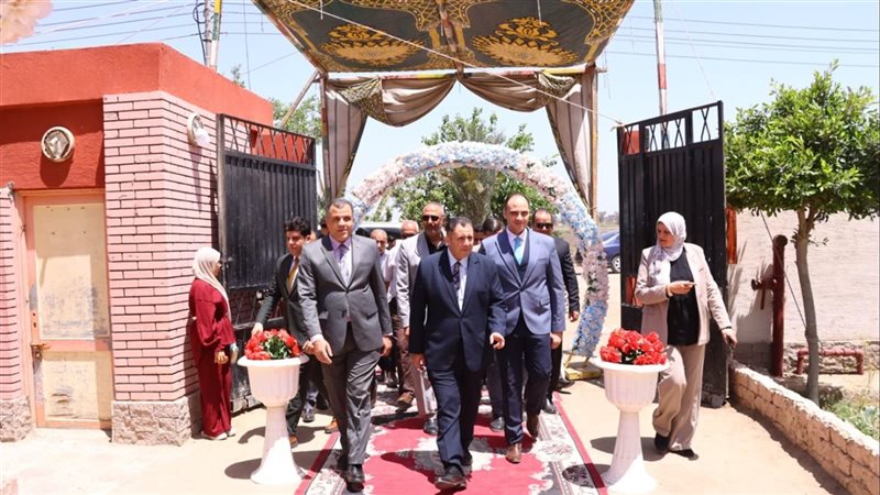 محافظ دمياط يفتتح