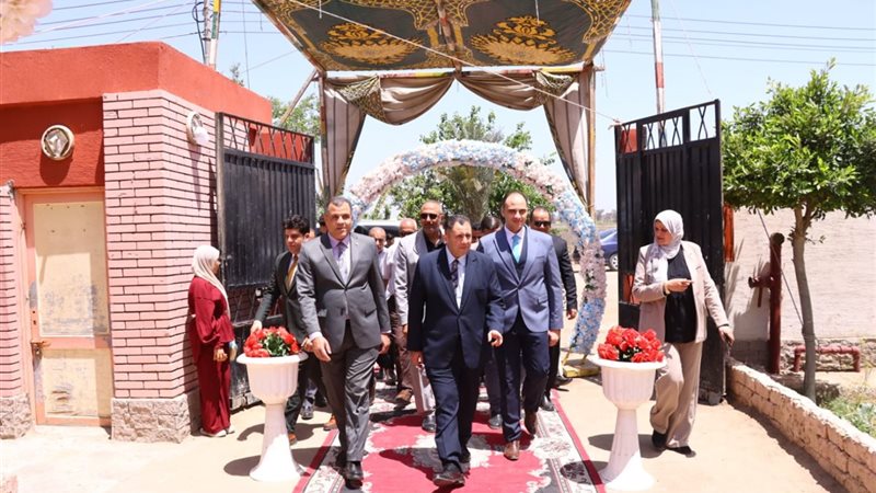 محافظ دمياط يفتتح