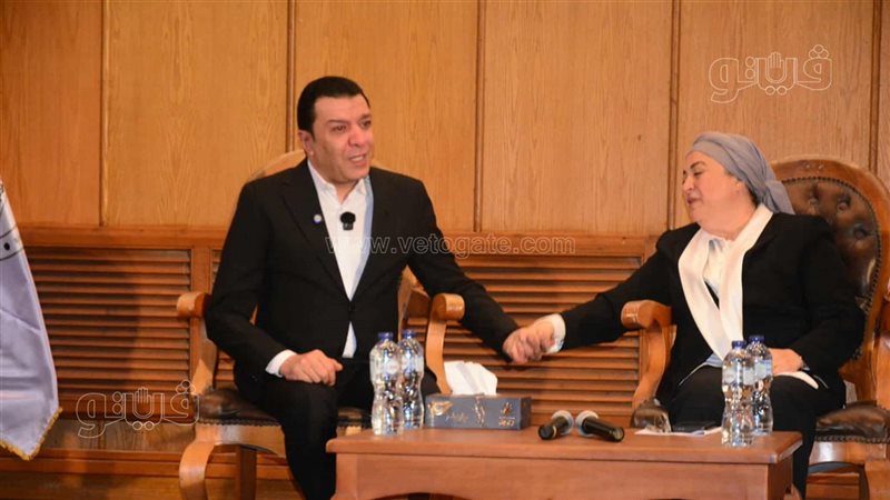 مصطفى كامل