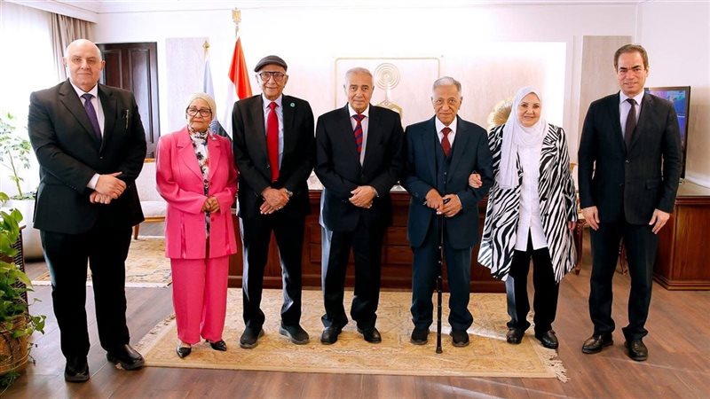 تكرين أبناء ماسبيرو،