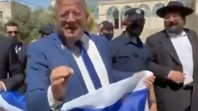 تجاوز الخطوط الحمراء، بن غفير يستفز مشاعر المسلمين ويعلن السيادة الكاملة على الأقصى ويسقط الوضع القائم (فيديو)