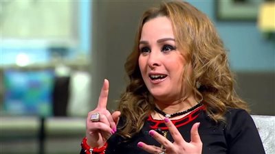 نقيب الممثلين يكشف تطورات الحالة الصحية لحنان شوقي بعد تعرضها لأزمة قلبية