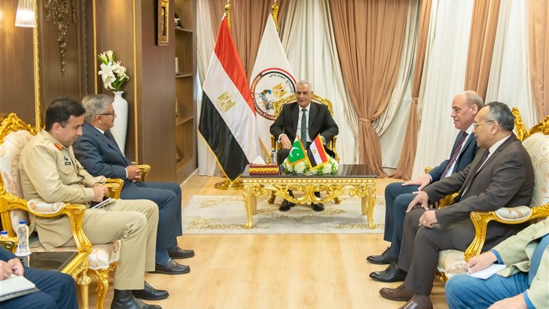 لقاء وزير الإنتاج