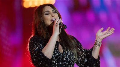 إليسا تطرب الجمهور ب