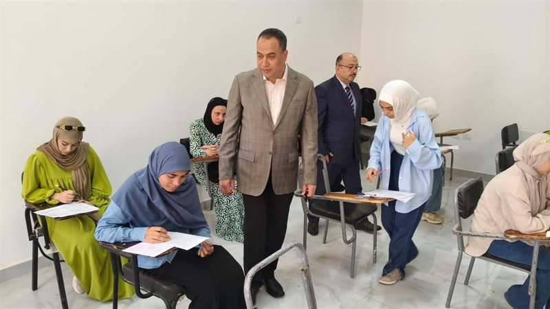 رئيس جامعة العريش