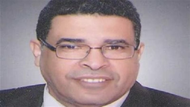 الدكتور طارق حماد،