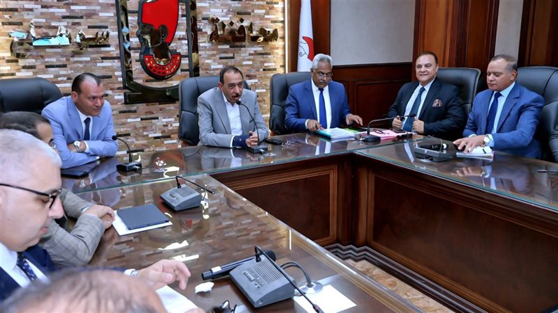 محافظ سوهاج يشارك