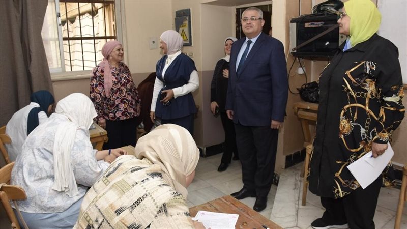 جامعة عين شمس، فيتو